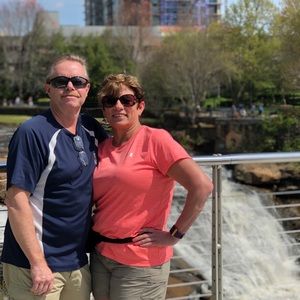 Meet your Posher, Dana